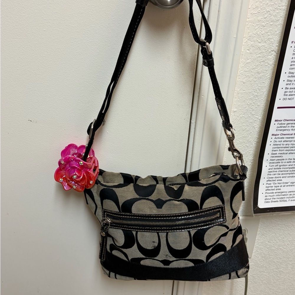 Gorgeous Vintage Y2k Coach Signature C s Slouchy Crossbody/ Shoulder bag tote - Picture 12 of 13